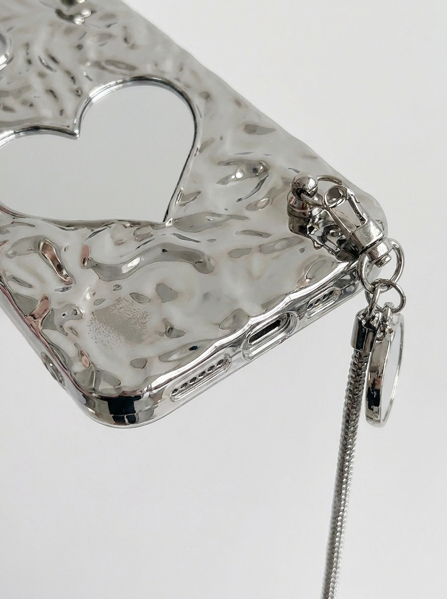 Silver 3D Heart Mirror Case